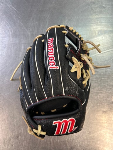 Used Marucci AC41A2 BB/SB Glove RH Throw Black 11" 11868-S000064121