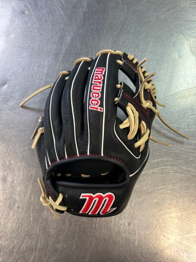 Used Marucci AC41A2 BB/SB Glove RH Throw Black 11 1/2" 11868-S000064119