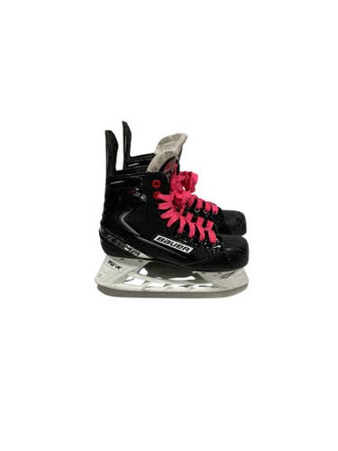 Used Bauer VAPOR X35 Junior Hockey Skate Junior 02.5 11847-S000028844