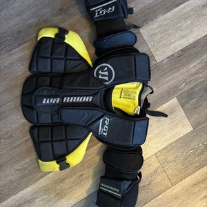 Large/Extra Large Warrior Ritual GT Goalie Chest Protector (Used)