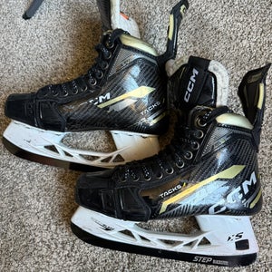 2024 CCM AS-V Pro Hockey Skates Wide Width 6.5 (Used)