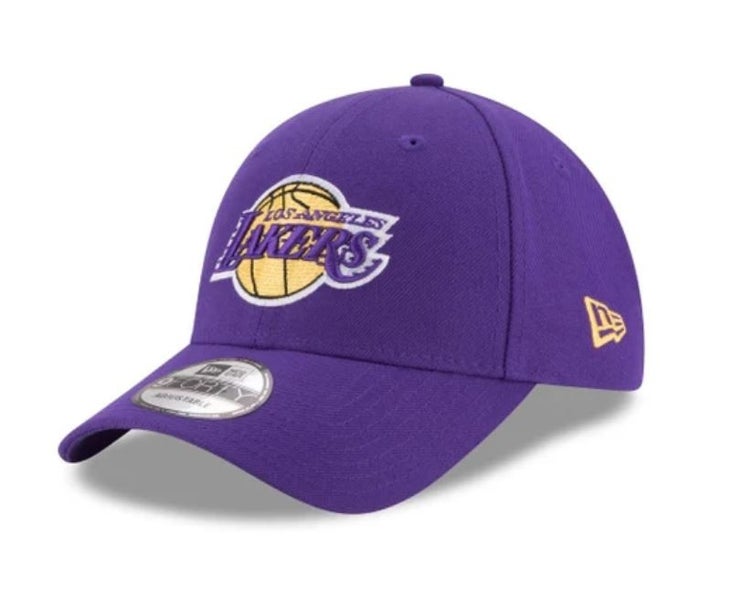 Los Angeles Lakers New Era Curved Brim 9FORTY NBA Purple Adjustable strapback