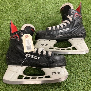 Senior Bauer Vapor X350 Hockey Skates Regular Width 7 (Used)