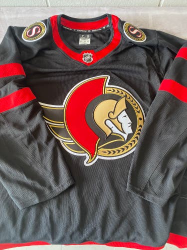 Ottawa Senators Size 54 Men's Jersey (New)