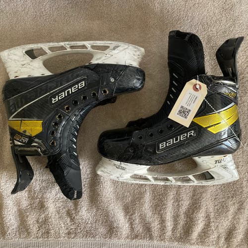 Bauer Supreme UltraSonic Hockey Skates | Size 8.5 Fit 2