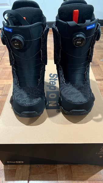 Men's Size M 8.5 (W 9.5) Burton Swath Snowboard Boots (New)