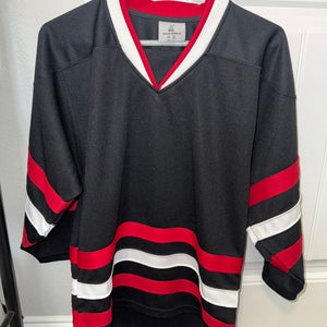 Chicago Blackhawks Alternate Large/Extra Large Youth Unisex Jersey (New)