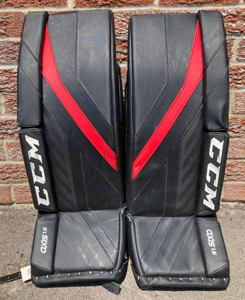 Junior CCM Axis 1.5 Goalie Leg Pads 26"