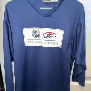 Blue USA Hockey Medium Kids Unisex Jersey (Used)