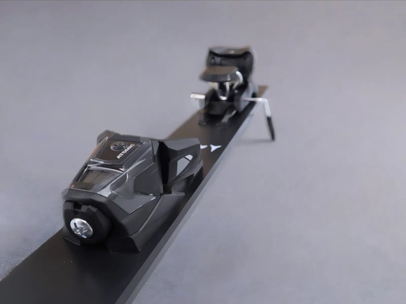 Atomic N Stage 10 GW L100 Bindings (Black/Smoke)