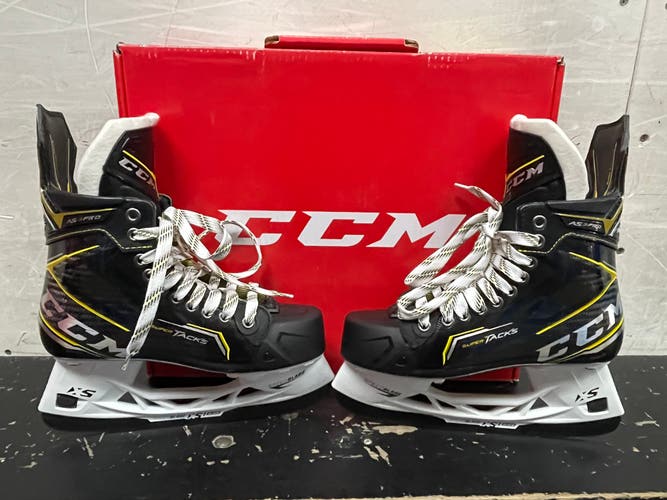 CCM Super Tacks AS3 Pro Hockey Skates Extra Wide Width 6 (New)