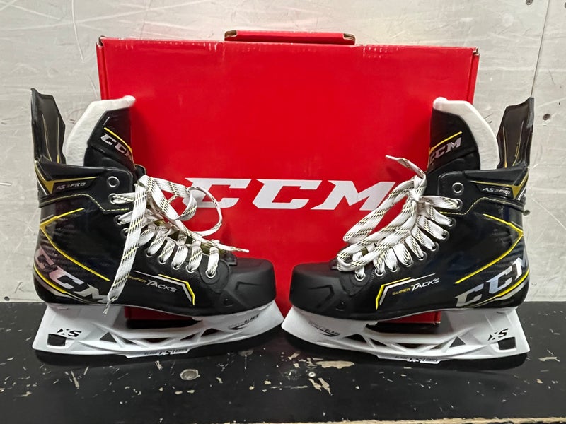 CCM Super Tacks AS3 Pro Hockey Skates Extra Wide Width 6 (New)