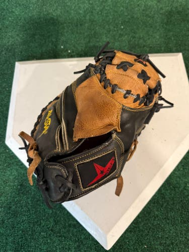 All Star CM3030 RH Catcher's Glove 32.5" (Used)