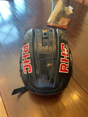 Medium Bauer Hyperlite 2 Helmet (Used)