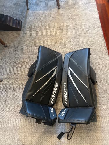 32" Bauer Vapor X5 Pro Goalie Leg Pads (New)