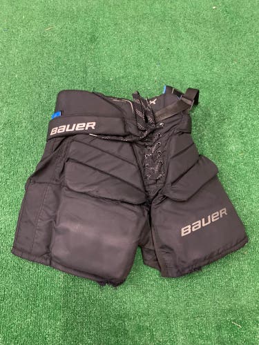 Black Junior Medium Bauer GSX Hockey Goalie Pants (Used)