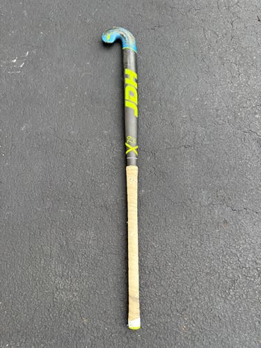 Field Hockey Stick 24" (Used)