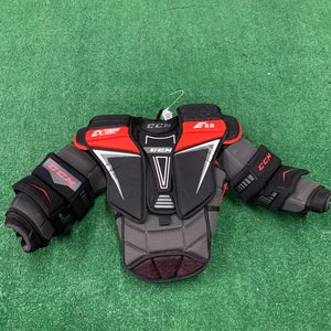 Junior Small / Medium CCM Extreme Flex E2.5 Goalie Chest Protector (Used)