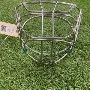 Medium/Large Senior Warrior Goalie Cage (Used)