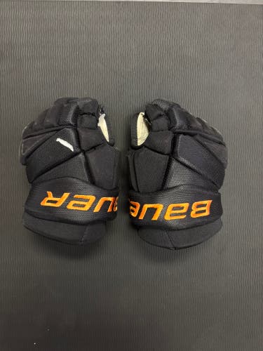 11" Bauer Vapor Team Gloves