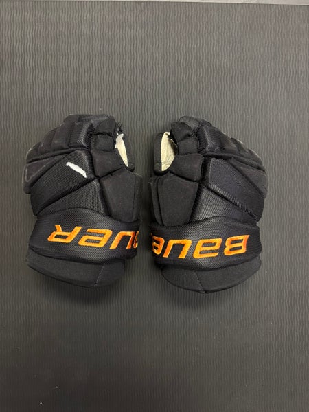 11" Bauer Vapor Team Gloves