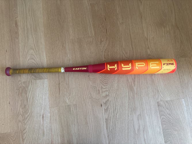 2025 Easton Hype Fire Composite USSSA Certified Bat (-8) 23 oz 31" (Used)