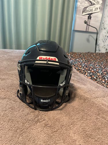Medium Adult Riddell SpeedFlex Helmet (New)