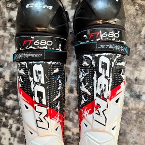 Junior CCM Jetspeed FT680 12" Shin Pads (Used)