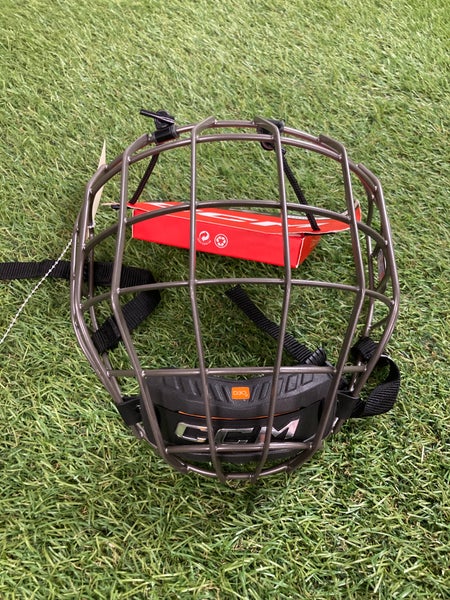 Medium Senior CCM FM780 Cage (New)