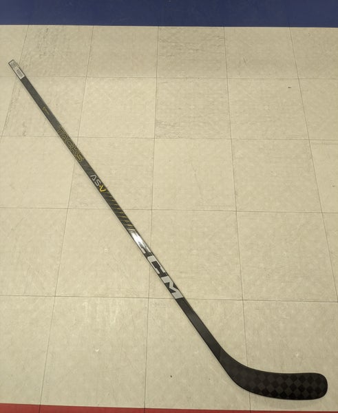 Senior CCM Tacks AS-V Right Handed Hockey Stick, P88 Curve, multiple flex available (New)