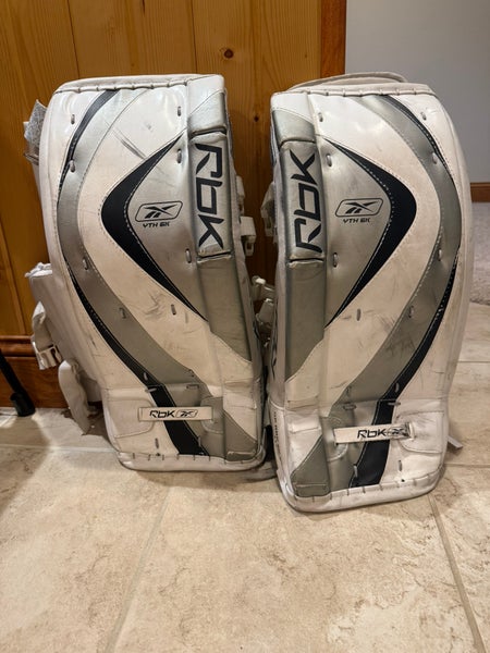 21" Reebok Goalie Leg Pads (Used)