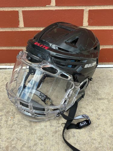 Black Small Bauer Re-Akt 150 Helmet (Used)