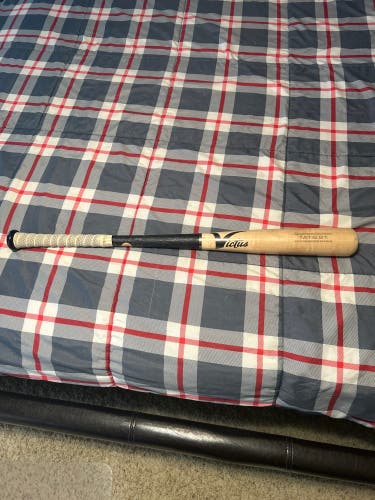 Victus Tatis21 Maple BBCOR Certified Bat (-3) 28 oz 31" BARELY USED