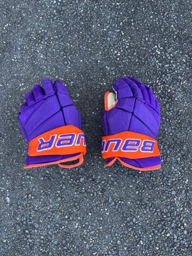 Bauer Vapor Hyperlite Gloves 13" Pro Stock (Used)