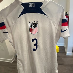 Signed US women’s soccer Jersey