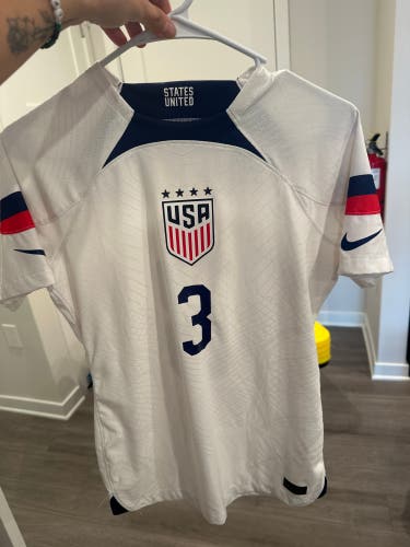 Signed US women’s soccer Jersey