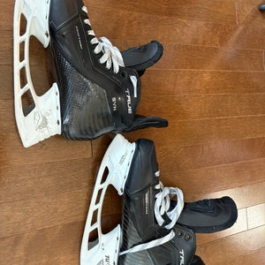 2025 True Pro Custom Hockey Skates Regular Width 8 (New)
