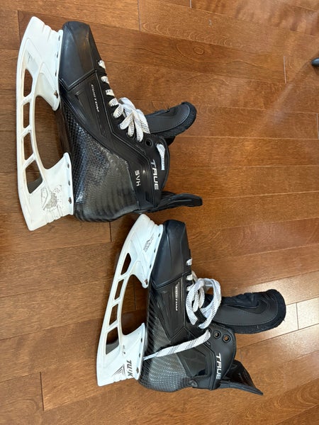 2025 True Pro Custom Hockey Skates Regular Width 8 (New)