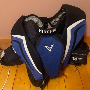 Intermediate Large Vaughn Velocity V6 1000 Pro Goalie Chest Protector (Used)