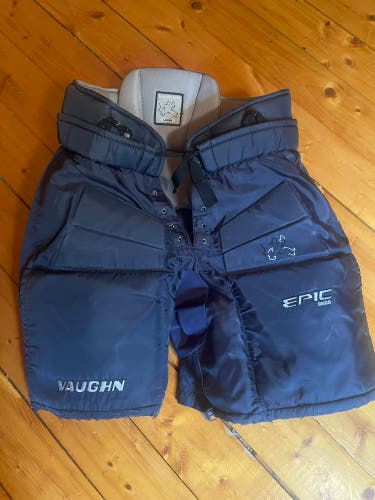 Senior Large Vaughn Epic 8600 Hockey Goalie Pants (Used)