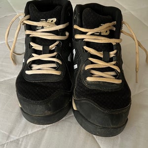 Black Kid's 6Y (Big Kids / Youth) New Balance Molded Cleats (Used)