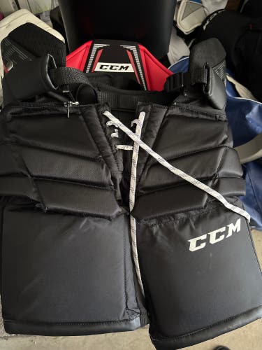 Intermediate Large CCM 1.9 Goalie Pants (Used)