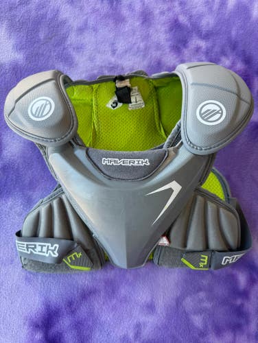 Medium Adult Maverik MX Shoulder Pads (Used)