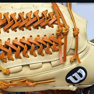 Looking to buy this Wilson A2K LH Baseball Glove 11.75" (New)