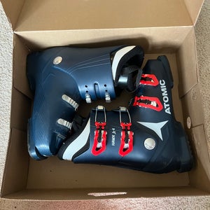 Unisex Atomic Hawx JR 4 All Mountain Ski Boots Medium Flex (Used)