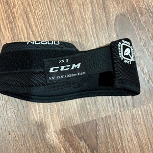 CCM NG600 XS-S Hockey Neck Guard (Used)