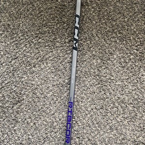 Intermediate CCM Ribcor 86k Right Handed Hockey Stick P29 (New)