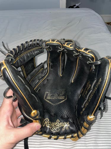 Rawlings R9 RH Infield Baseball Glove 11.25" (Used)