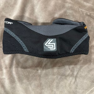 Youth Shock Doctor Ultra NG 569 Hockey Neck Guard (Used)
