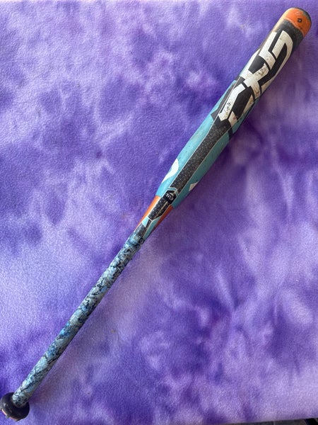 Blue DeMarini CF5 Bat (-11) Composite 21 oz 32" (Used)